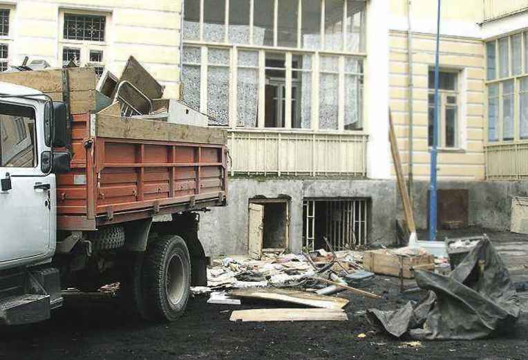 Вывоз мусора по Первоуральску